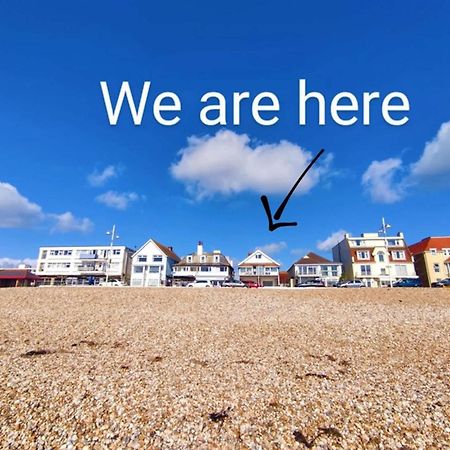 Absolute Beachfront With Decked Garden Oasis And Views Bognor Regis Ngoại thất bức ảnh